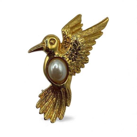 Vintage Richelieu Bird Brooch: Gold Tone Faux Pearl Costume Jewelry - Picture 1 of 5